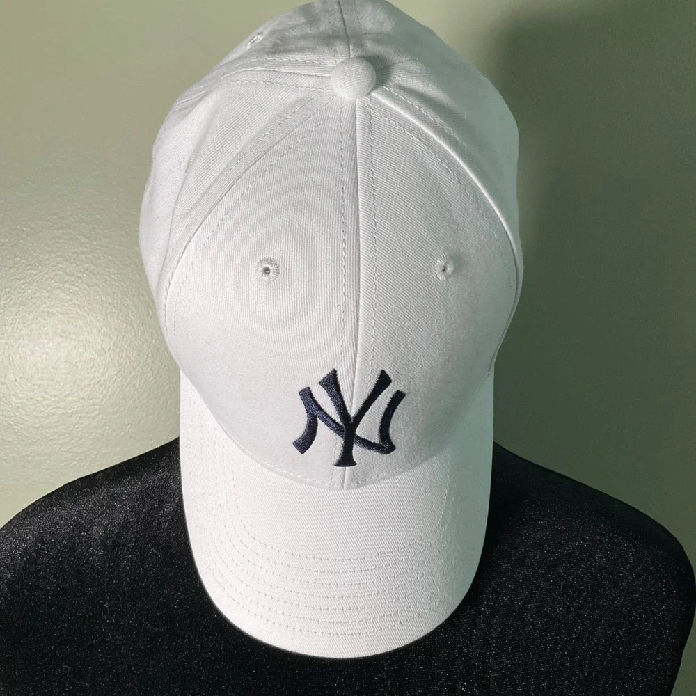 47 Brand Kids New York Yankees MLB Baseball Hat White Navy Blue Adjustable Cap